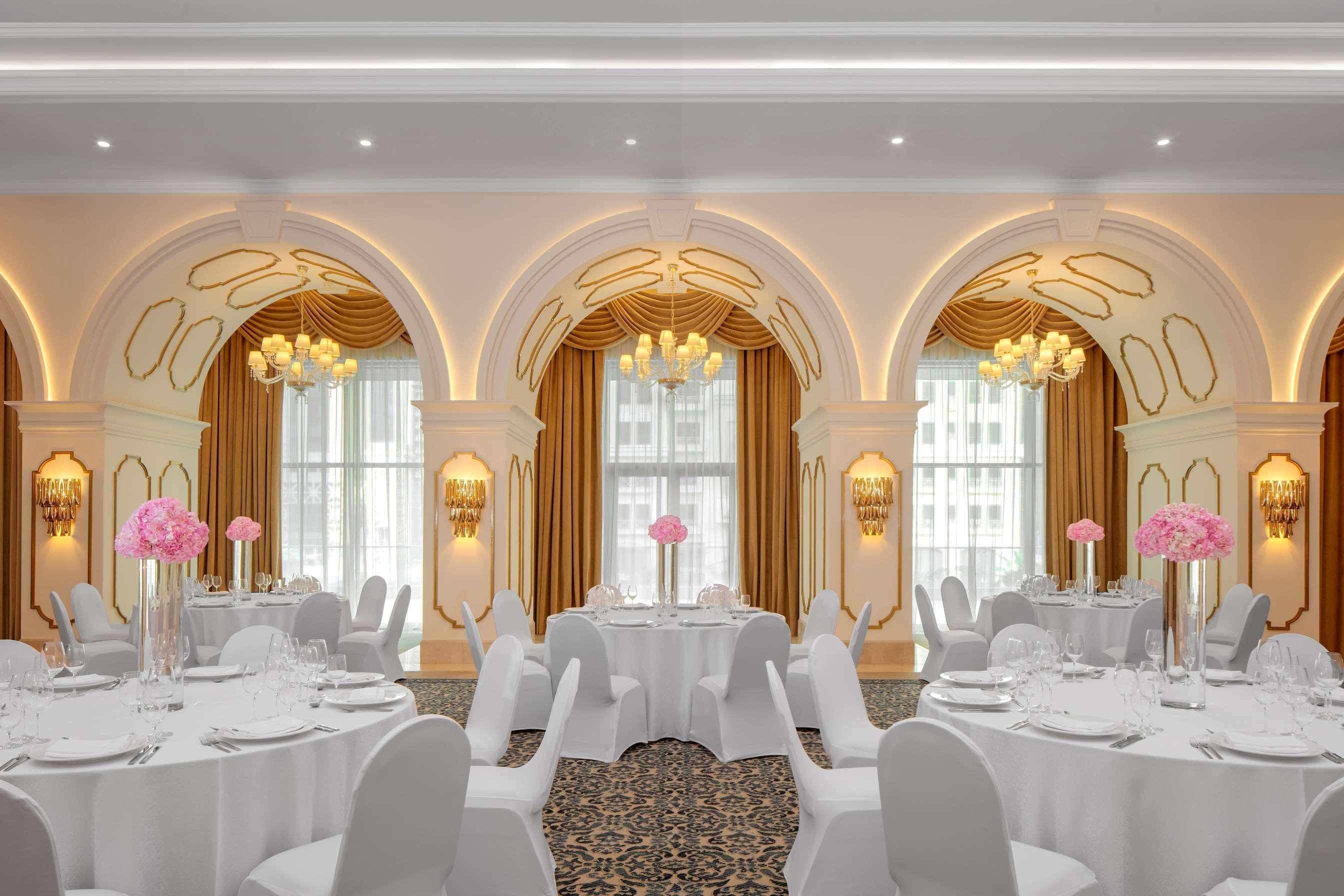 Dusit Doha Hotel Exterior photo The ballroom
