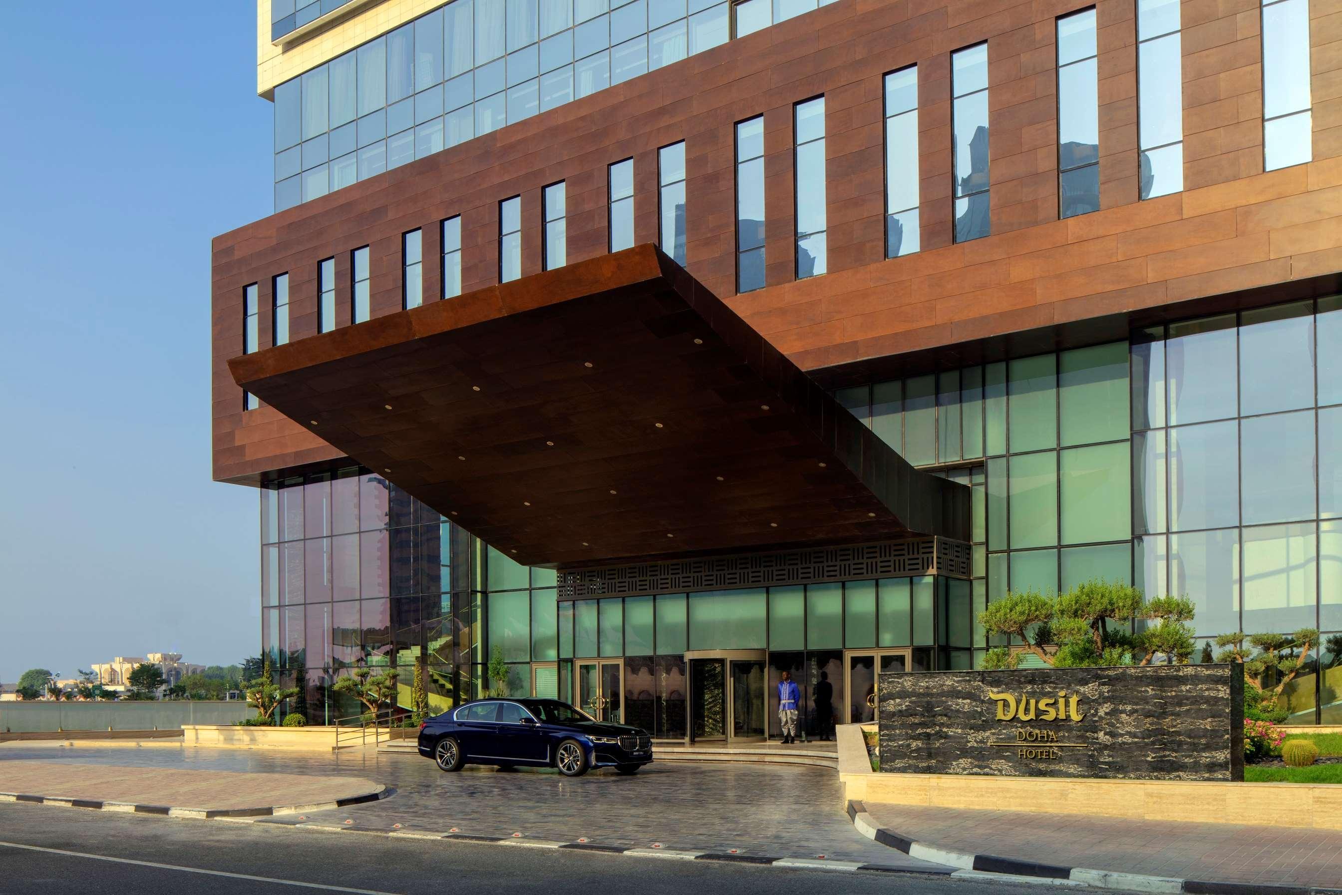 Dusit Doha Hotel Exterior photo Dusit Thani Dubai