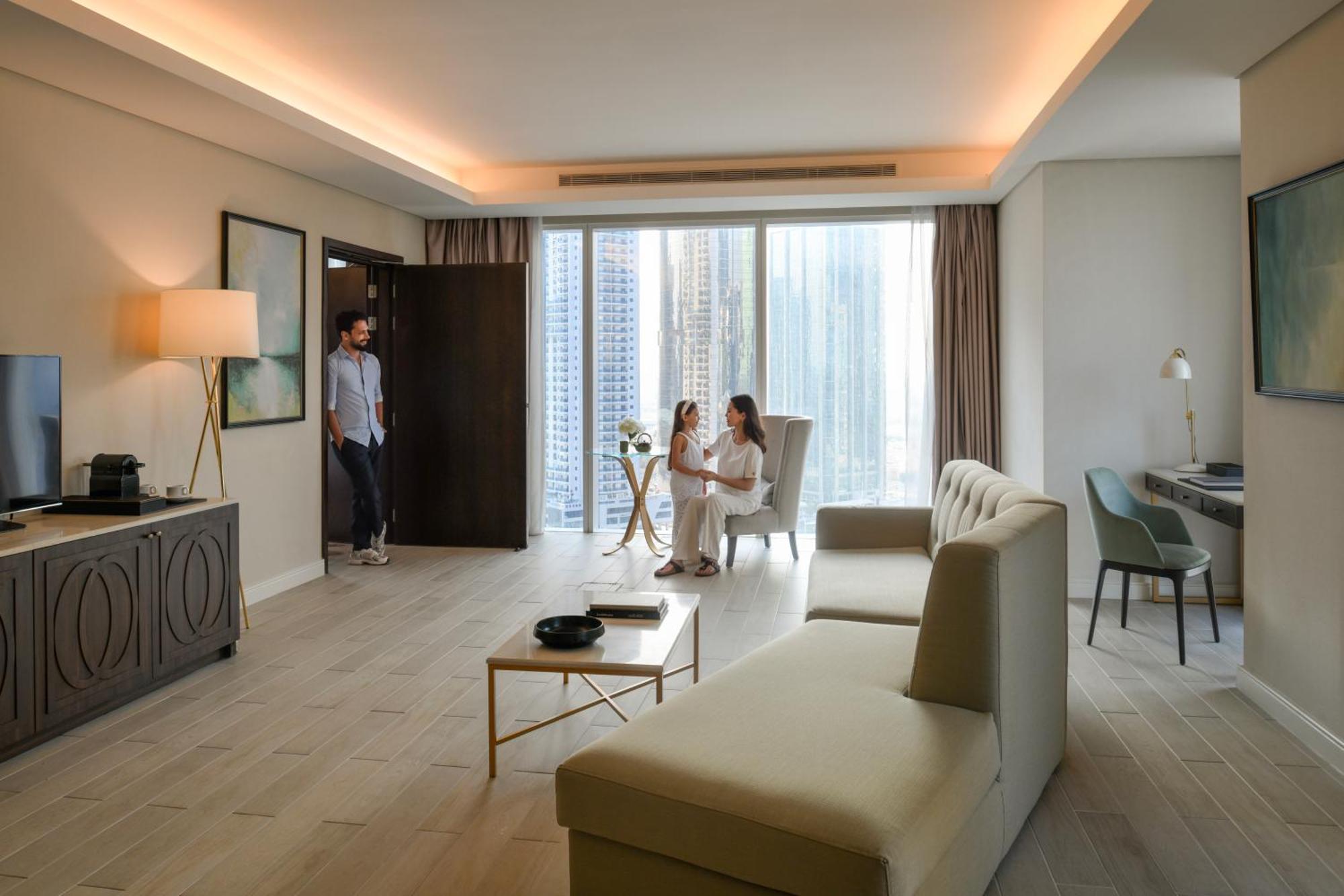 Dusit Doha Hotel Exterior photo A suite at the hotel